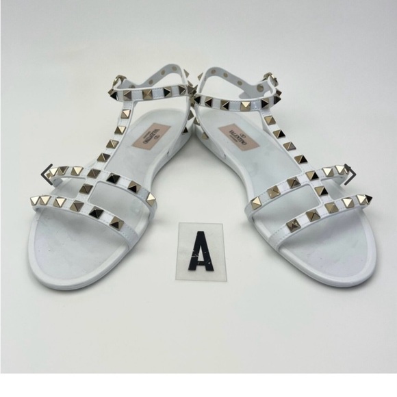 VALENTINO GARAVANI Rockstud Sandal sz 9 - Picture 3 of 12